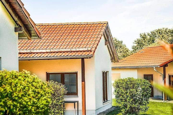 Ferienpark für 7 Personen, mit Whirlpool und Balkon/Terrasse sowie Sauna und Terrasse, mit Haustier in Sachsen