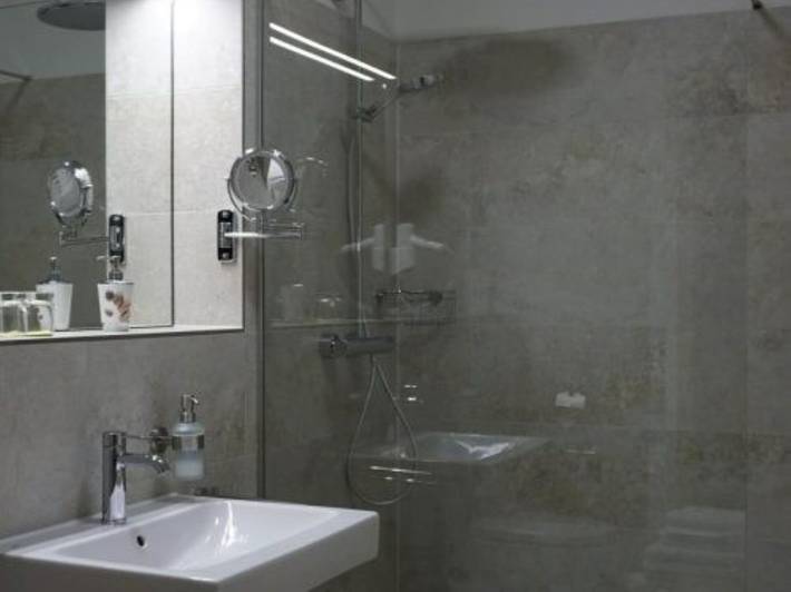 Gasthof Weißes Ross - Superior Zimmer mit Dusche und Wc in Iphofen, Fränkisches Weinland