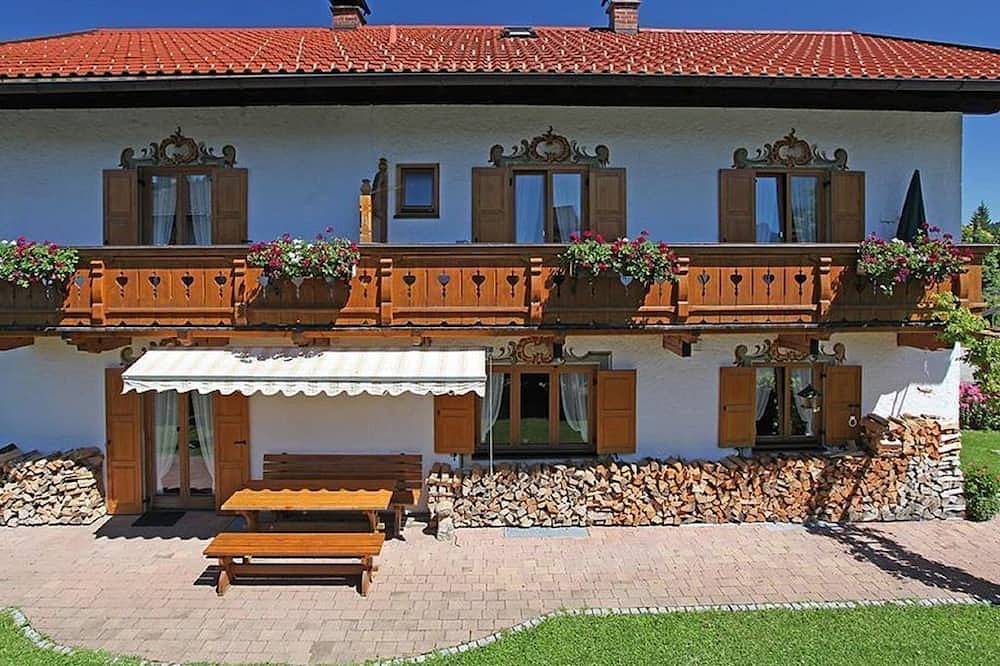 Ganze Wohnung, \"Anna\" Fewo/1 Schlafraum/Dusche, Wc - Dreitorspitz, Haus in Krün, Bayerische Alpen