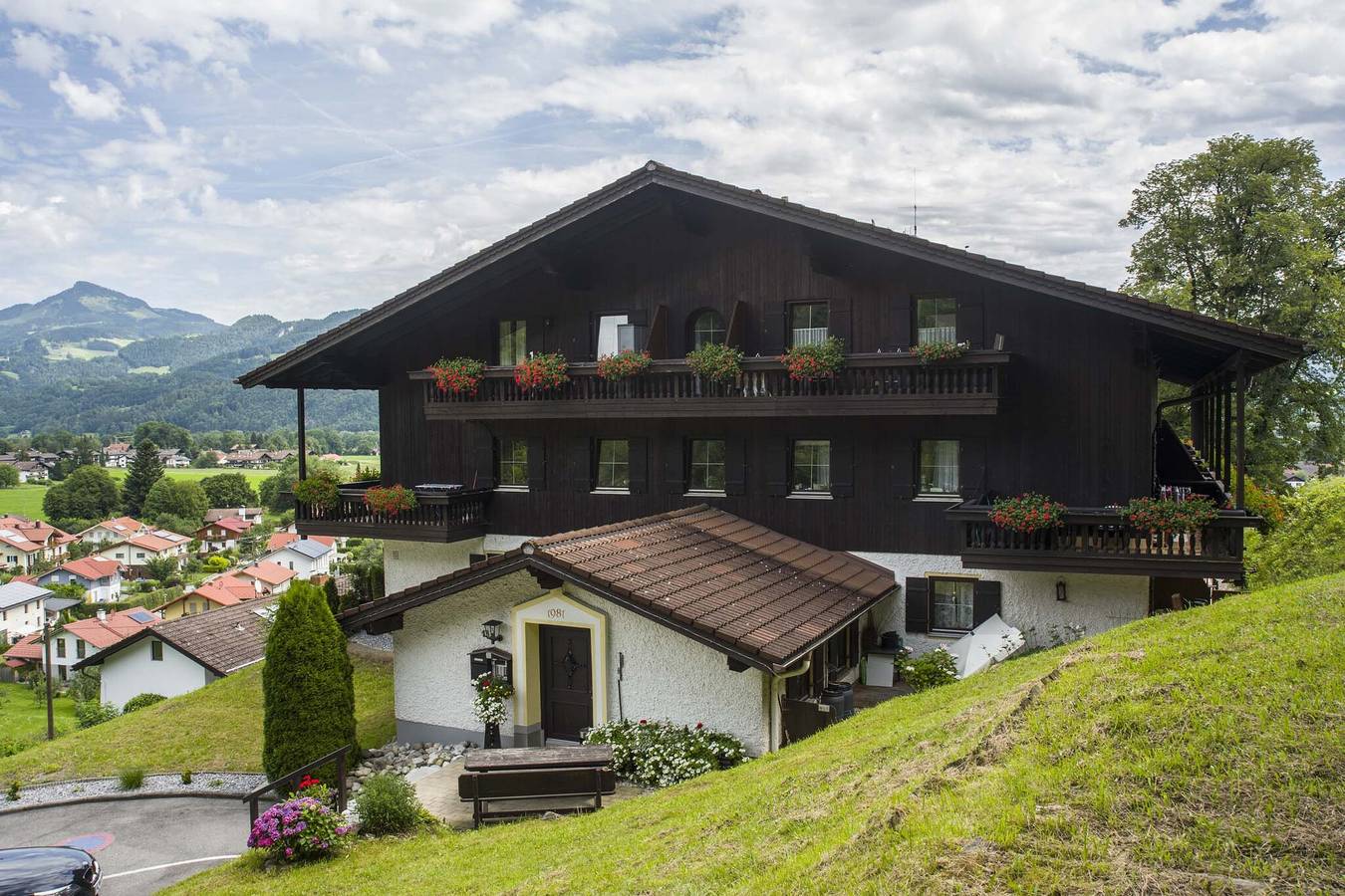 Ganze Ferienwohnung, Ferienwohnanlage Bergschlößl Wohnung Nr. 5 - Ferienwohnung Nr. 5, 50qm, 1 Schlafzimmer, Erker, Terrasse in Oberaudorf, Bayerische Alpen