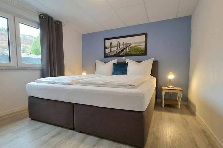 Ganze Wohnung, Waldsee Apartments - Sauna, Whirlpool & Balkon in Rieden (Eifel), Osteifel