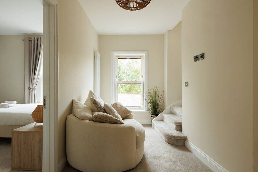 Guest Ready - Renovated Stay in Urban Dublin in Dublin, County Dublin