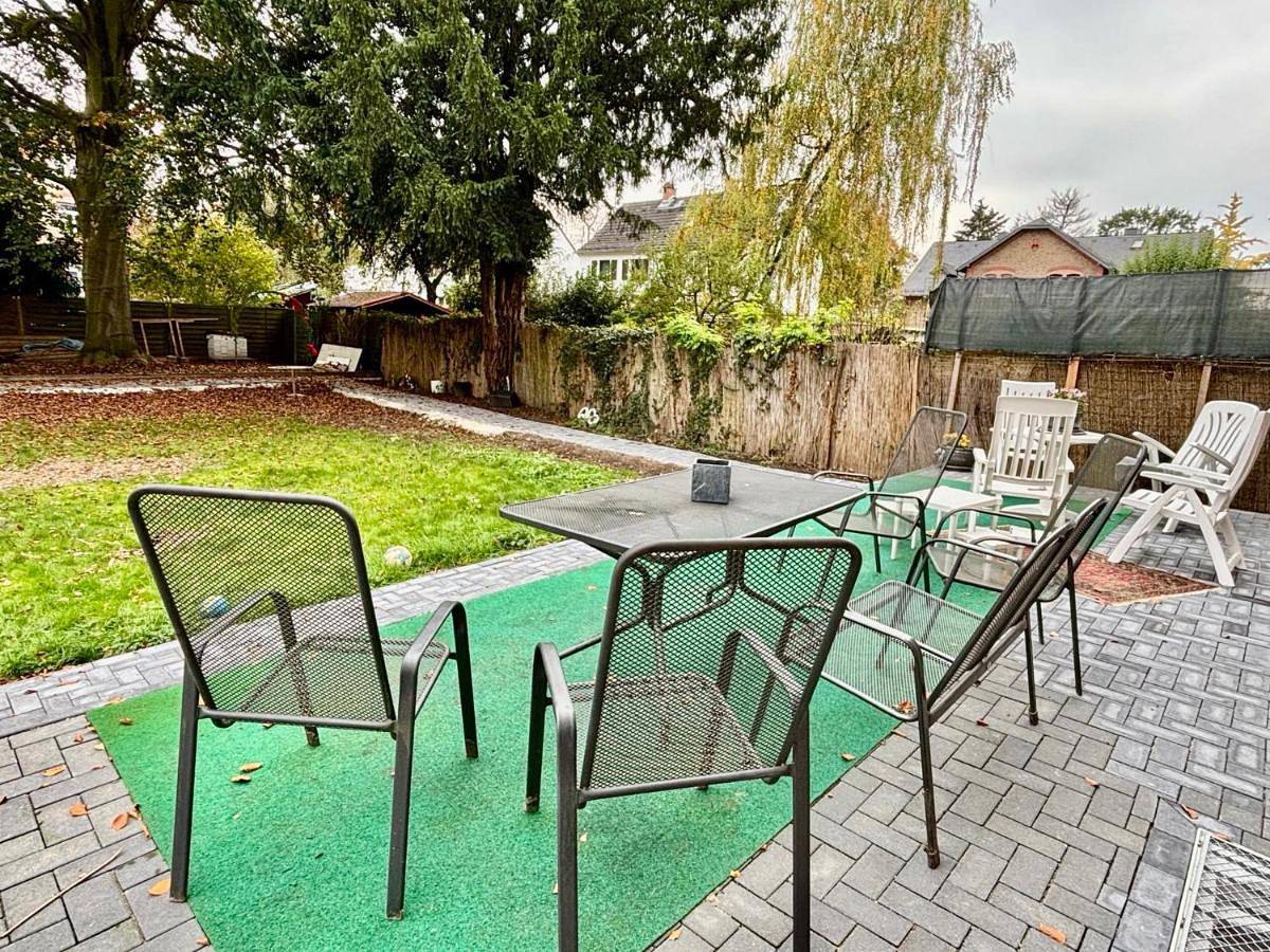 Ganze Wohnung, Apartment Fechenheim Frankfurt in Frankfurt, Südhessen
