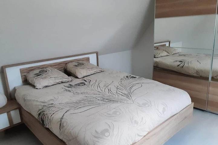 Location de vacances pour 7 personnes, avec jardin à Lanmérin - 3