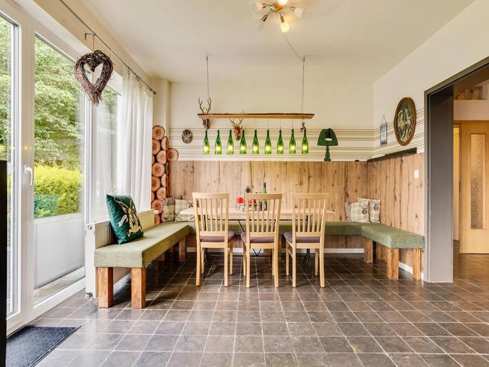 Ferienhaus für 23 Personen, mit Balkon und Terrasse sowie Garten in Nordrhein-Westfalen - 3