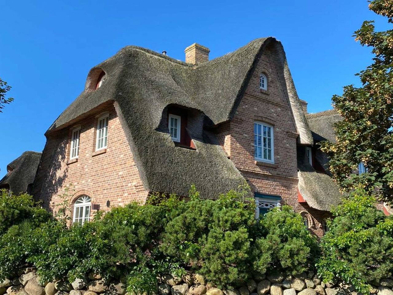 Wattvogel Lodge - Exklusive Doppelhaushälfte mit 4 Zimmern auf ca. 120 m², für bis zu 5 Personen in Tinnum, Sylt (Gemeinde)