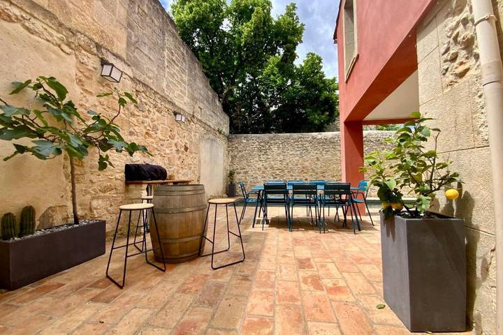 Location de vacances pour 6 personnes, avec terrasse et piscine à Mudaison - 4