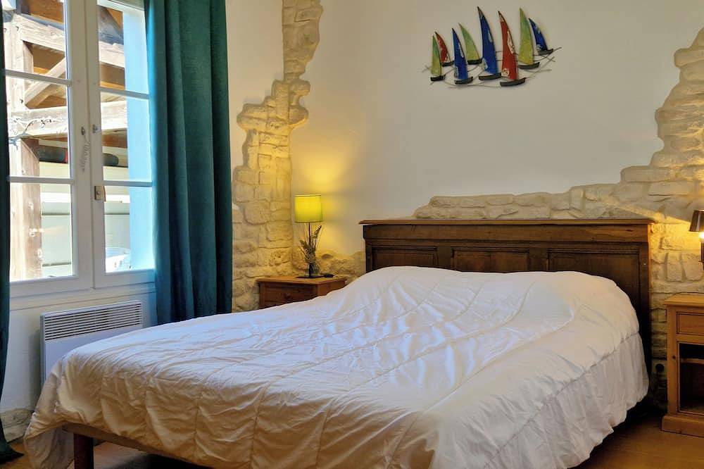 Villa ⭐️⭐️⭐️ Ile De Re La Flotte -7 pers-Piscine chauffée quartier calme in La Flotte, Île de Ré