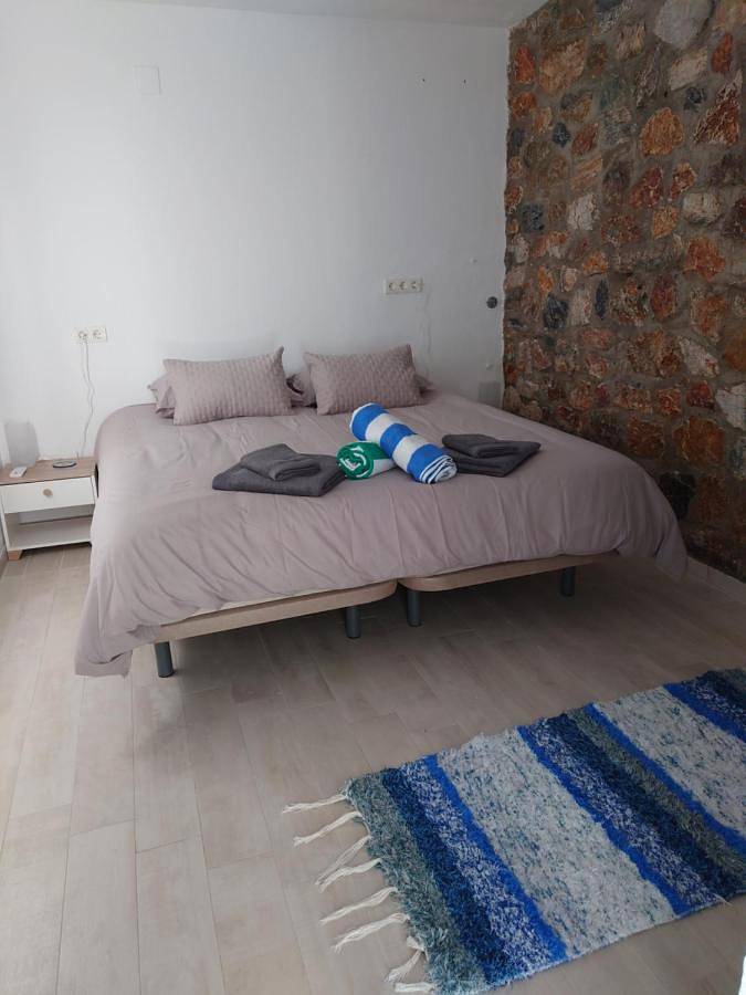 Gîte pour 4 personnes, avec piscine et vue ainsi que jardin et terrasse à Lanjarón - 3