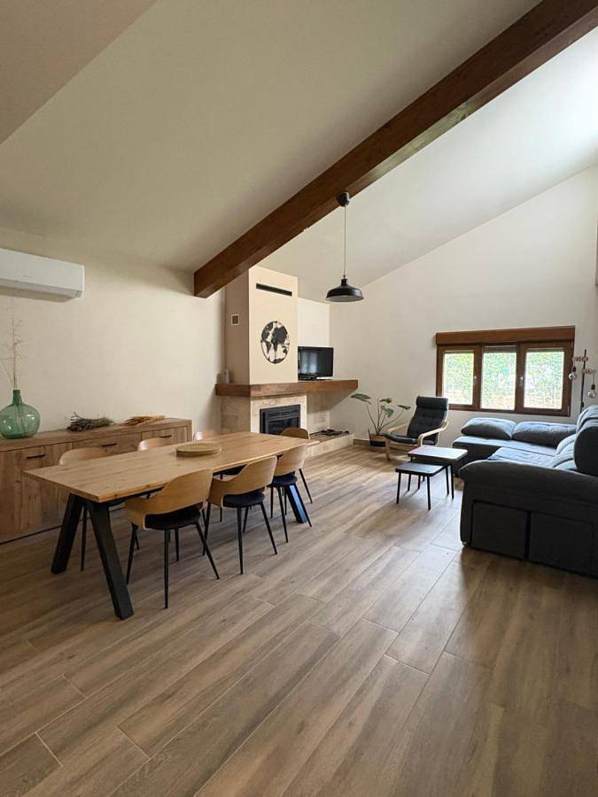 Casa rural para 7 personas, con piscina además de jardín y vistas en Parque natural de las Lagunas de Ruidera - 3