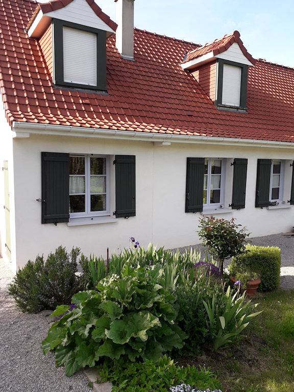 Chambre d’hôte pour 2 personnes, avec jardin à Montcavrel