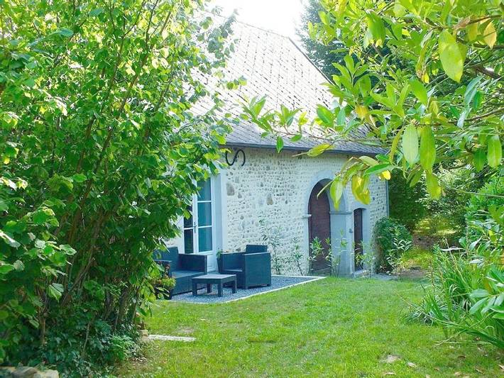 Location de vacances pour 2 personnes, avec vue et jardin, adapté aux familles à Monein - 4