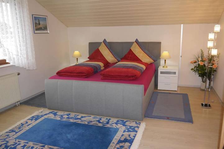 Ferienwohnung für 5 Personen, mit Balkon und Pool sowie Garten in Roßhaupten - 3