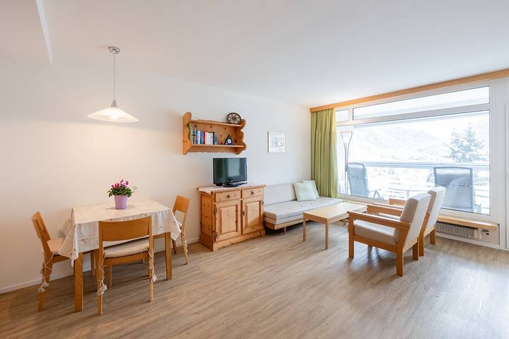 Ferienwohnung für 2 Personen, mit Balkon und Garten sowie Ausblick in Davos - 3