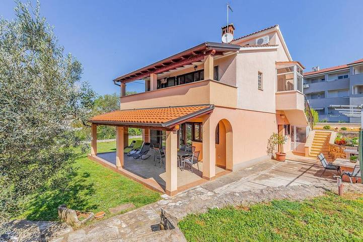 Apartament wakacyjny dla 6 osób - 1