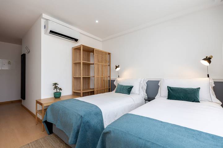 Apartamento estúdio para 2 pessoas, com Terraço e Jardim em Paranhos