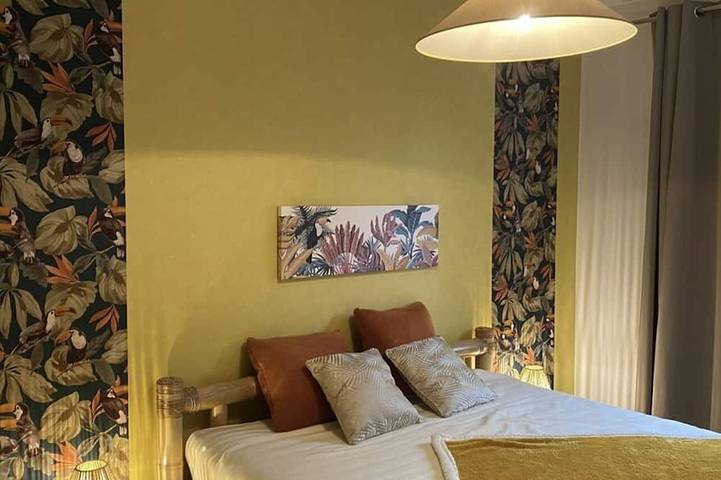 Location de vacances pour 10 personnes, avec jardin dans Sainte-Croix-du-Mont - 3