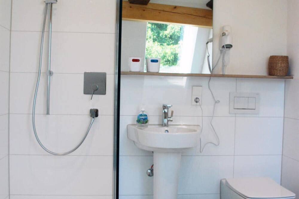 Ganze Wohnung, Wäschbach - große Maisonette Fewo in der romantischen Happenmühle in Owingen, Region Bodensee-Oberschwaben