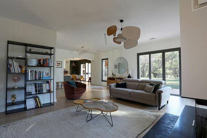 Location de vacances pour 10 personnes, avec terrasse et piscine à Assas (Hérault) - 3