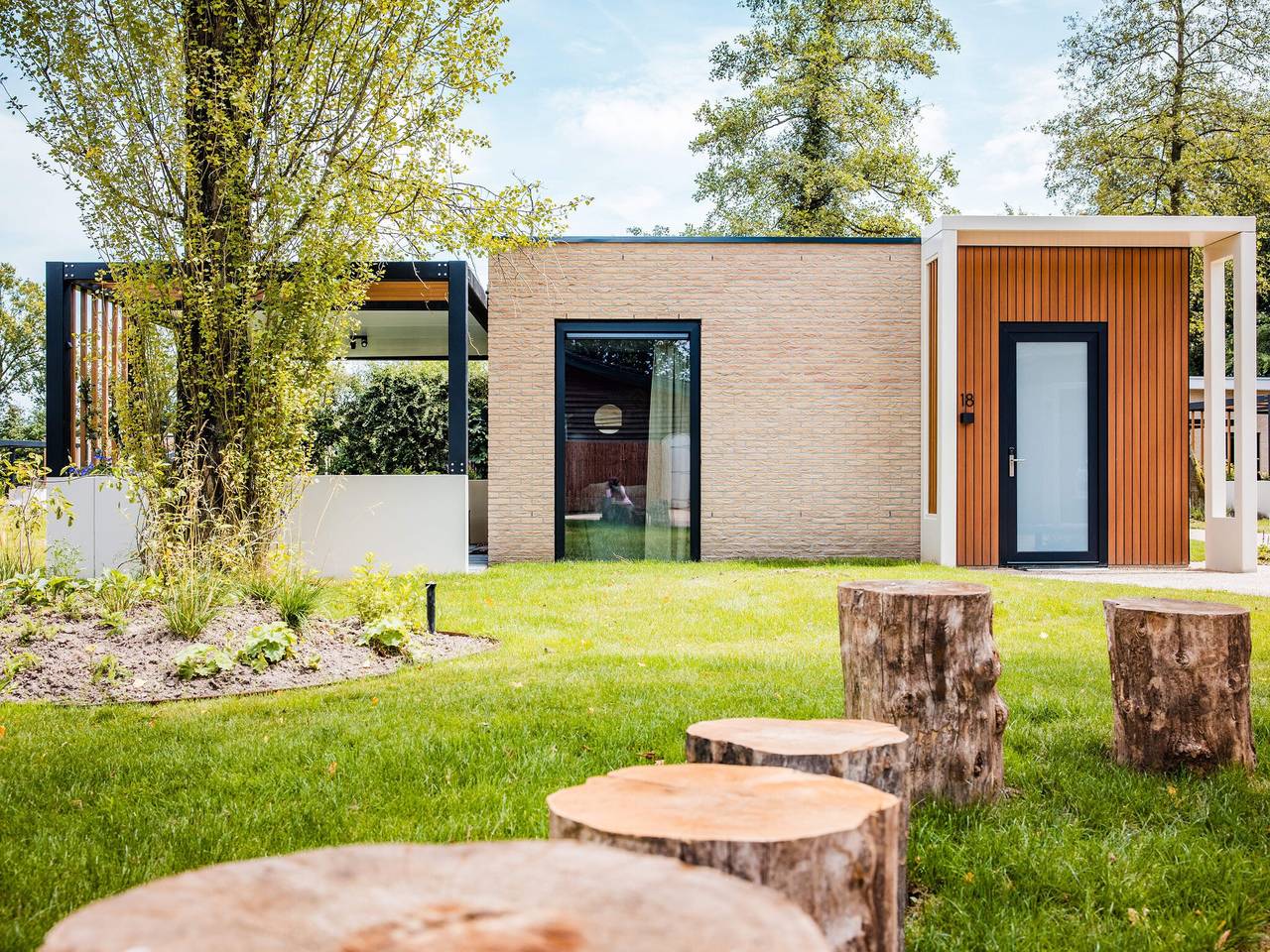 Chalet in Veluwe mit Veranda für 6 Von Belvilla in Veluwe