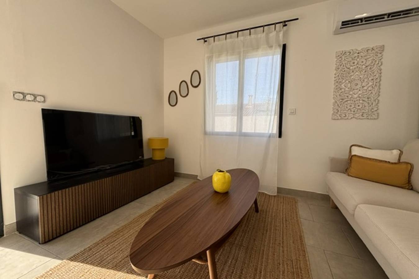 Appartement entier, Olia - piscine privée et proche centre ville in L'Isle-sur-la-Sorgue, Vaucluse