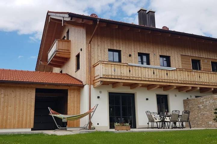 Ferienhaus für 6 Personen, mit Terrasse und Garten