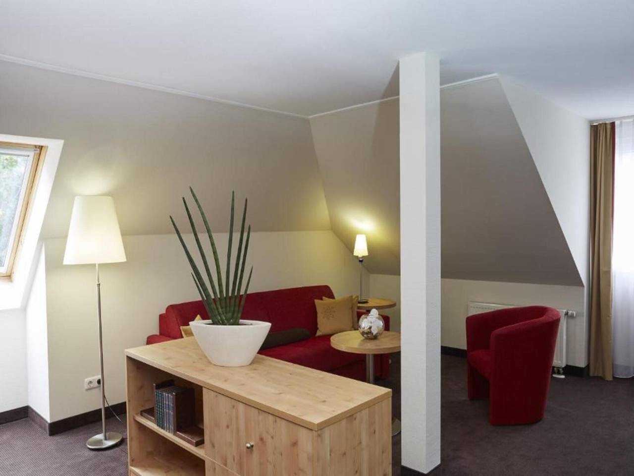 Ganze Wohnung, Sunday Hotel Friedrichroda Einzelzimmer in Friedrichroda, Rennsteig