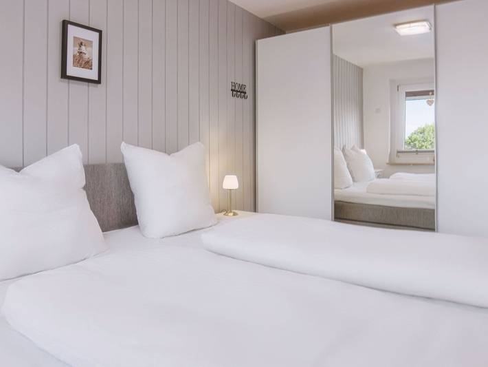 Ferienwohnung für 2 Personen, mit Seeblick und Ausblick sowie Balkon, mit Haustier in Heiligenhafen - 4