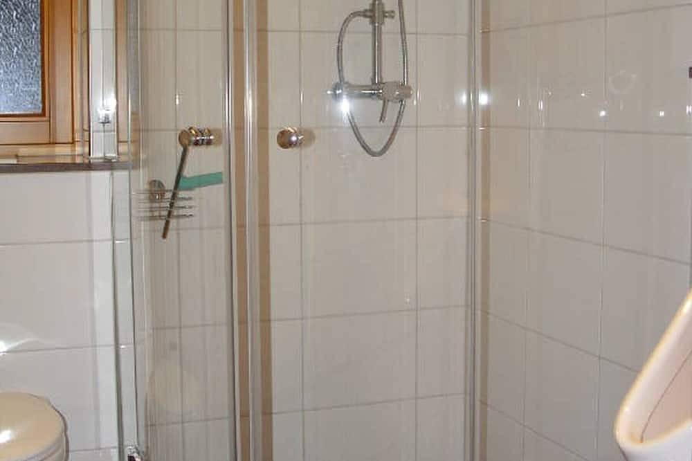 Ganze Wohnung, Ferienhaus Weichart, 45qm, Terrasse, 1 Schlafzimmer, max. 2 Personen in Sulzburg, Südschwarzwald
