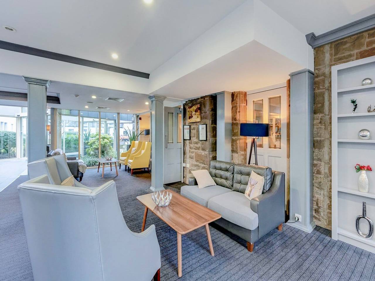 Superior Twin Room in Dundee, Angus