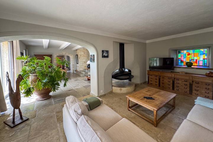 Location de vacances pour 8 personnes, avec jardin, animaux acceptés à Noves - 3