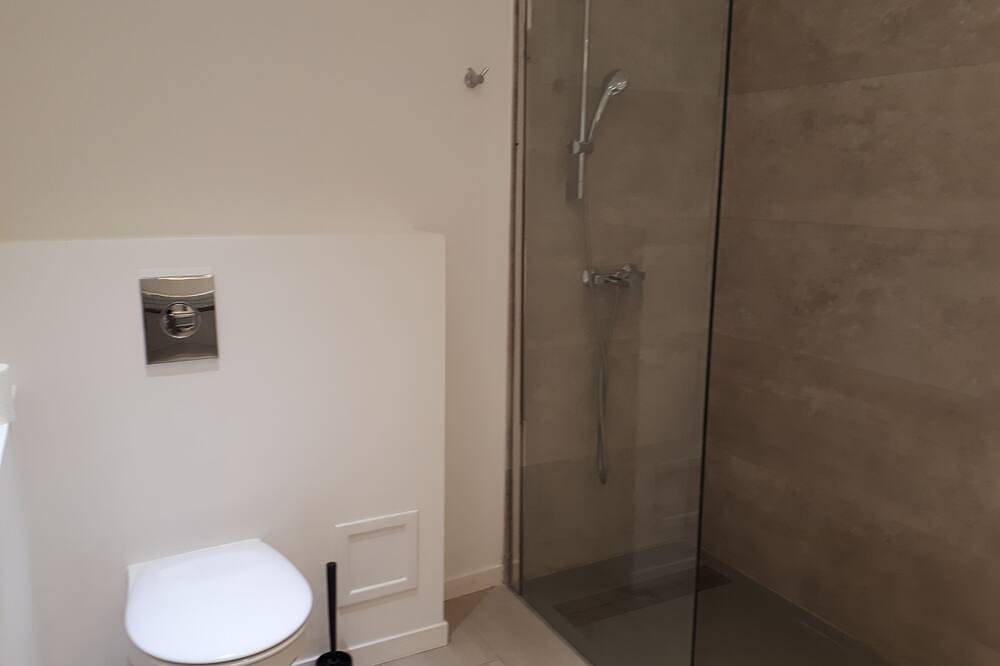 Ganze Wohnung, Cottage 6 pers. private and heated swimming pool near Cap d'Agde in Bessan, Mittelmeerküste (Frankreich)