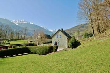 Gîte pour 4 personnes, avec jardin à Beaudéan