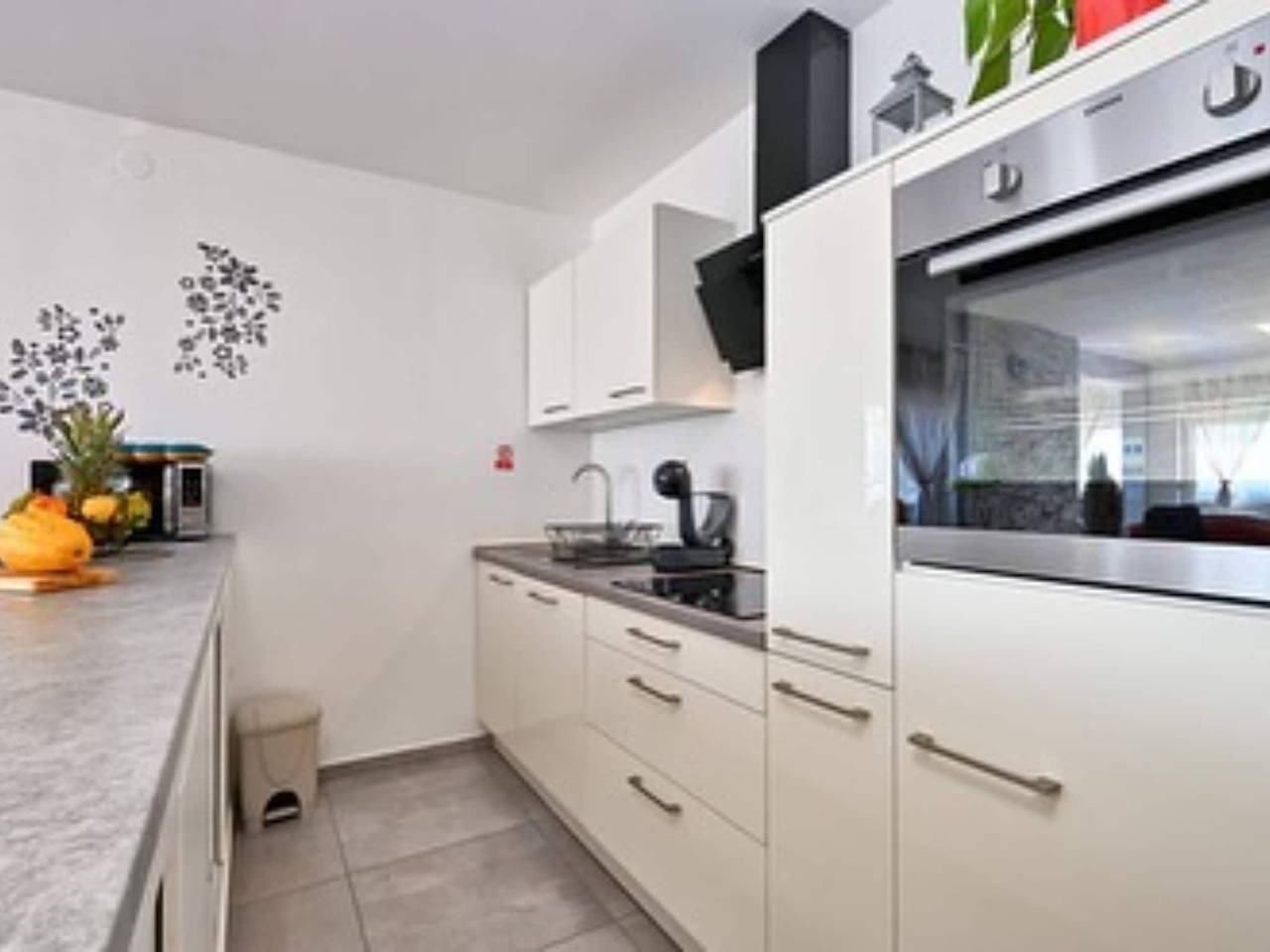 Villa Cerina - Three Bedorom Villa with Outdoor Swimming Pool in Zagreb region