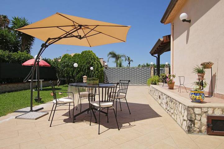 Chalet para 9 personas, con jardín - 1