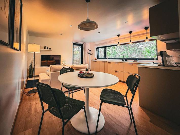 Gîte pour 2 personnes, avec terrasse dans Heyd