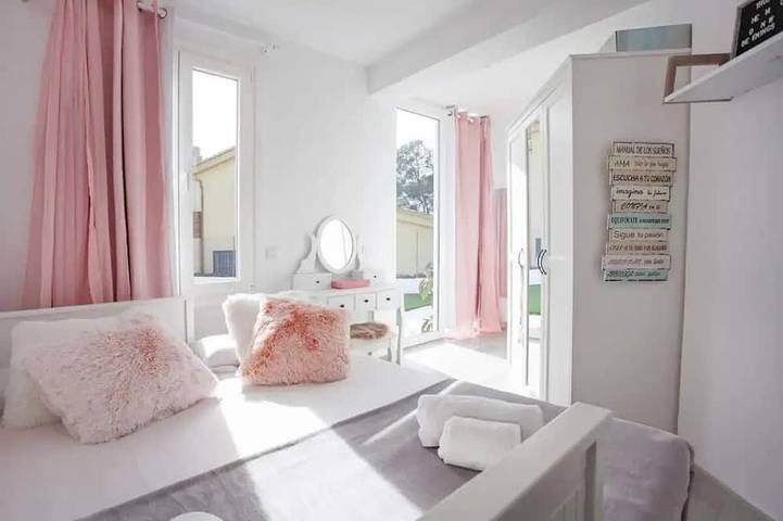 Chillout House, Sea & Mountain view with heated pool 29 c in Santa Susanna, Costa del Maresme