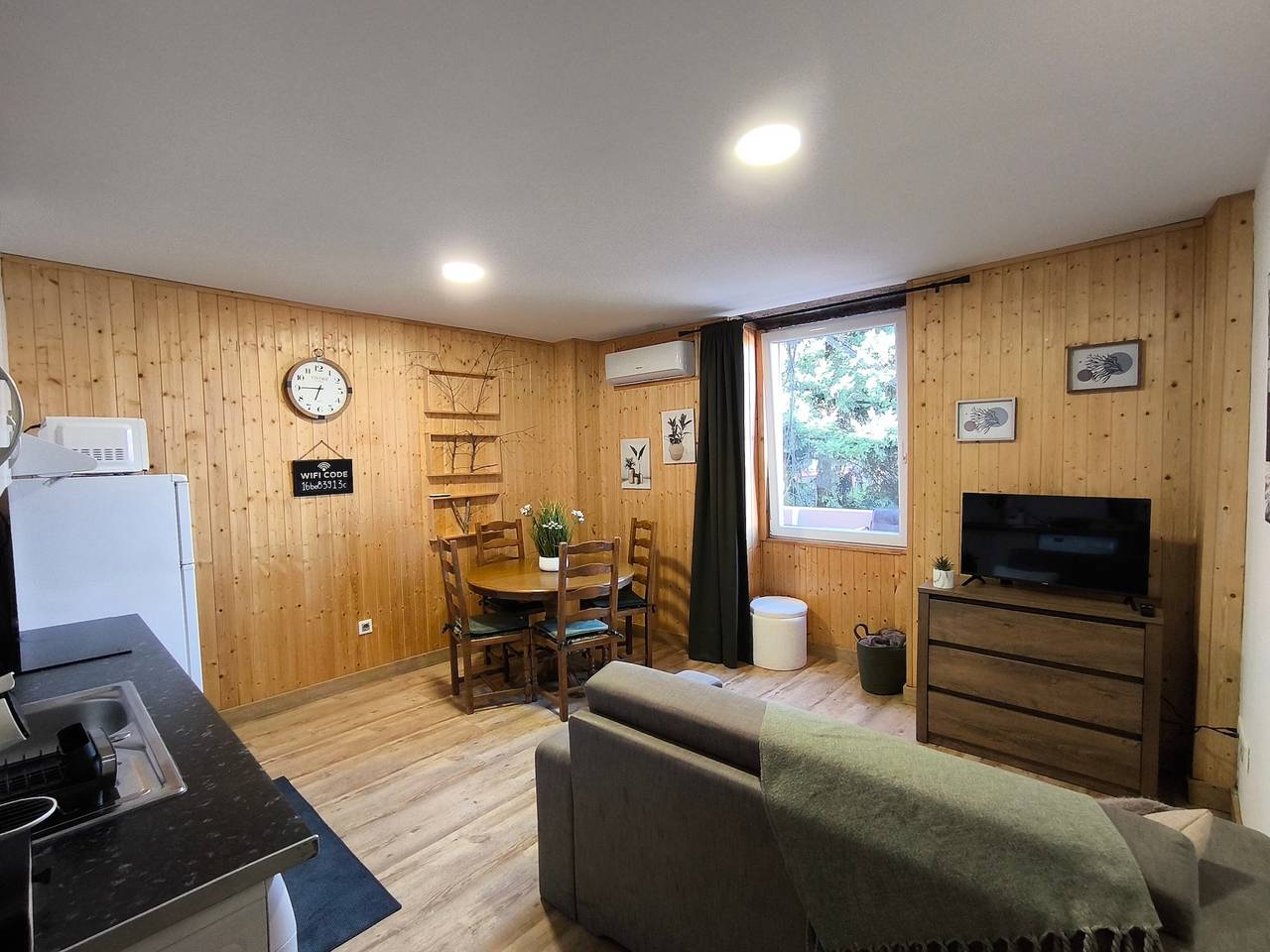 Ganze Wohnung, Apartment „Wood“ mit Gemeinschaftsterrasse, Wlan und Klimaanlage in Beira Interior Norte, Guarda (Portugal)