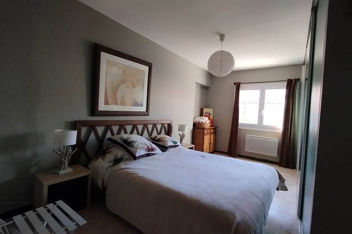 Gîte pour 4 personnes, avec jardin, animaux acceptés dans Plage de l'Ayguade - 3