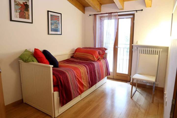 Ganze Wohnung, Penthouse-Wohnung am Comer See mit herrlichen See und die Berge in Dorio, Gemeinde Dorio