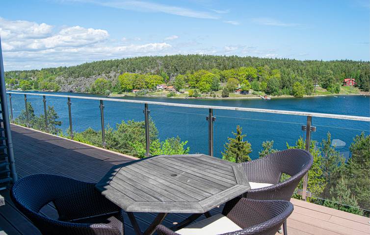 Ferienhaus für 10 Personen, mit Terrasse und Garten sowie Sauna in Schweden - 4
