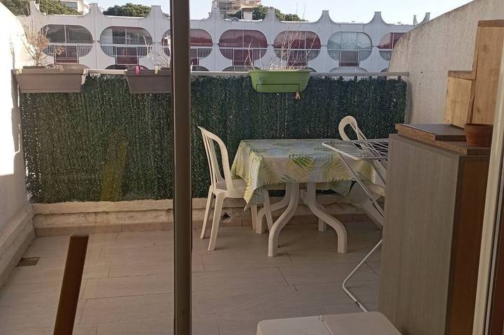 Gîte pour 2 personnes, avec balcon, animaux acceptés dans Office De Tourisme La Grande Motte