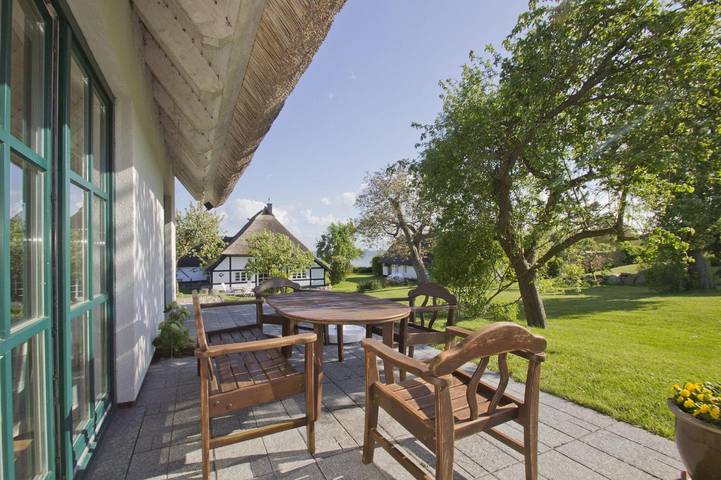 Ferienhaus für 6 Personen, mit Terrasse und Sauna in Süd-Rügen - 2