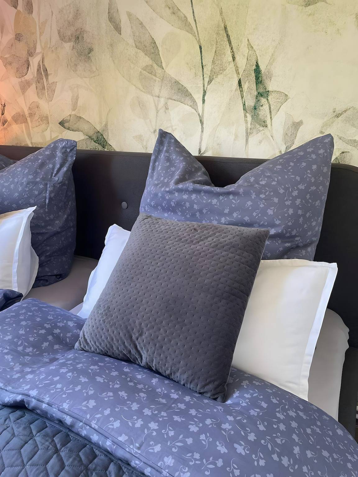 Ganze Wohnung, Gemütliche Ferienwohnung im Gutshaus Groß Upahl in Gülzow-Prüzen, Naturpark Nossentiner/Schwinzer Heide