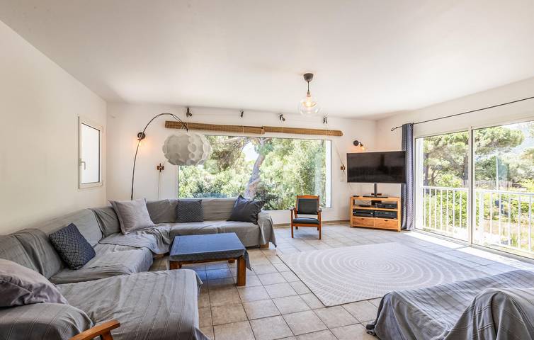 Ferienhaus für 8 Personen, mit Terrasse und Garten sowie Pool in Calvi - 3