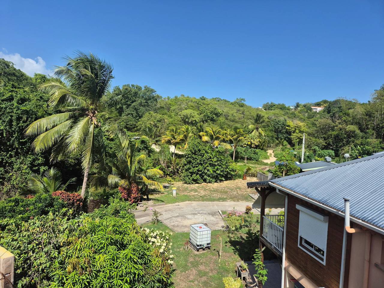 Appartement entier, Appartement charmant à Le Gosier - 53 m² - Piscine partagée in Le Gosier, Guadeloupe