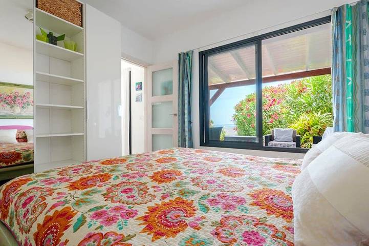 Holiday house with sea, coast and mountain views in the green north of Tenerife in Las Cruces, Garachico