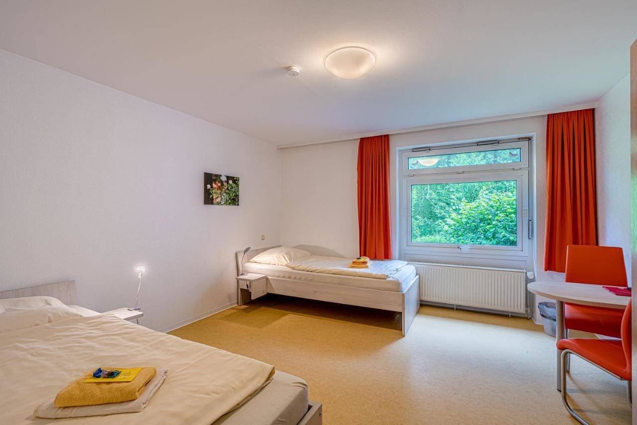 Single Room with Bathroom in Rehburg-Loccum, Niedersachsen