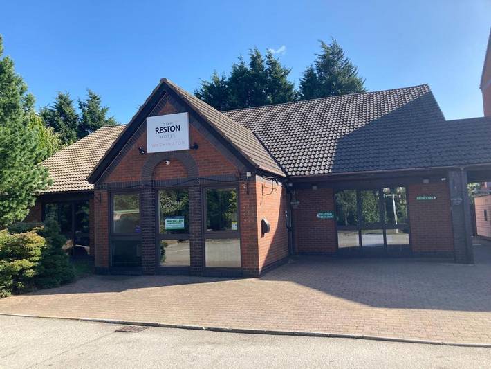 Hotel para 2 personas, con jardín - 1