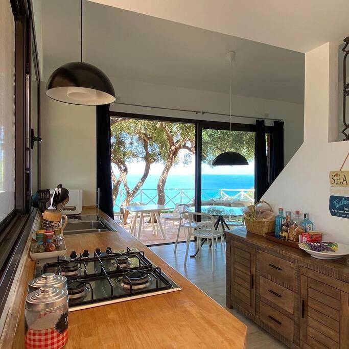 Villa in Sant'Ambrogio, Cefalù (Comune)